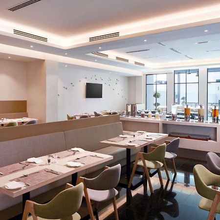 Hilton Garden Inn Пучонг Экстерьер фото