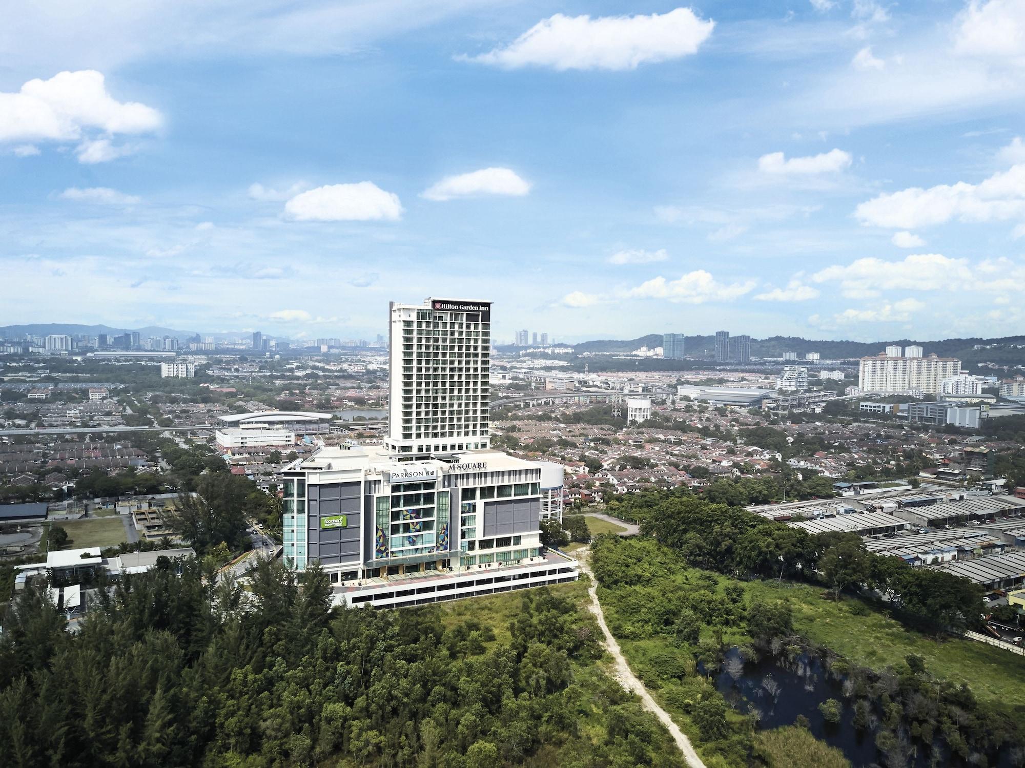 Hilton Garden Inn Пучонг Экстерьер фото