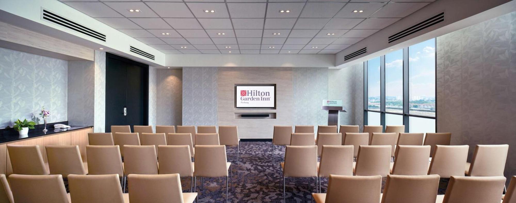 Hilton Garden Inn Пучонг Экстерьер фото